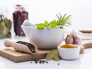 Pasty do zębów bez fluoru. Wybierz naturalny skład!
